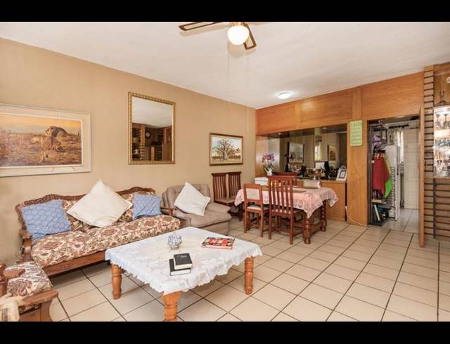 2 BEDROOM DUPLEX FOR SALE IN PRIMROSE HILL